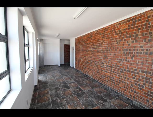 350M² WAREHOUSE TO LET IN SALDANHA INDUSTRIAL
